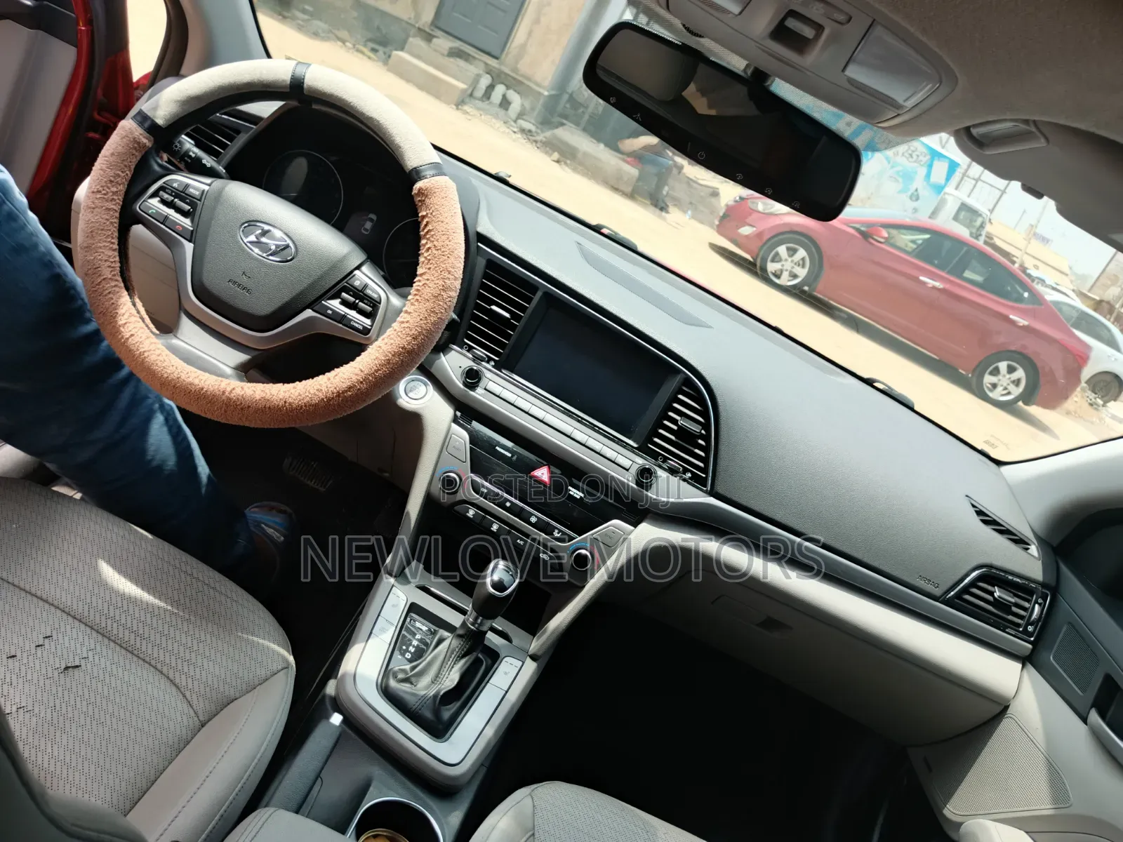 Hyundai Elantra 2017 Red