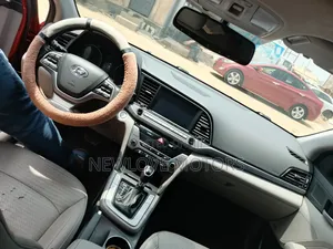 Hyundai Elantra 2017 Red