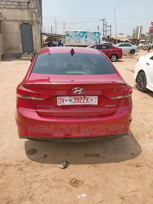 Hyundai Elantra 2017 Red