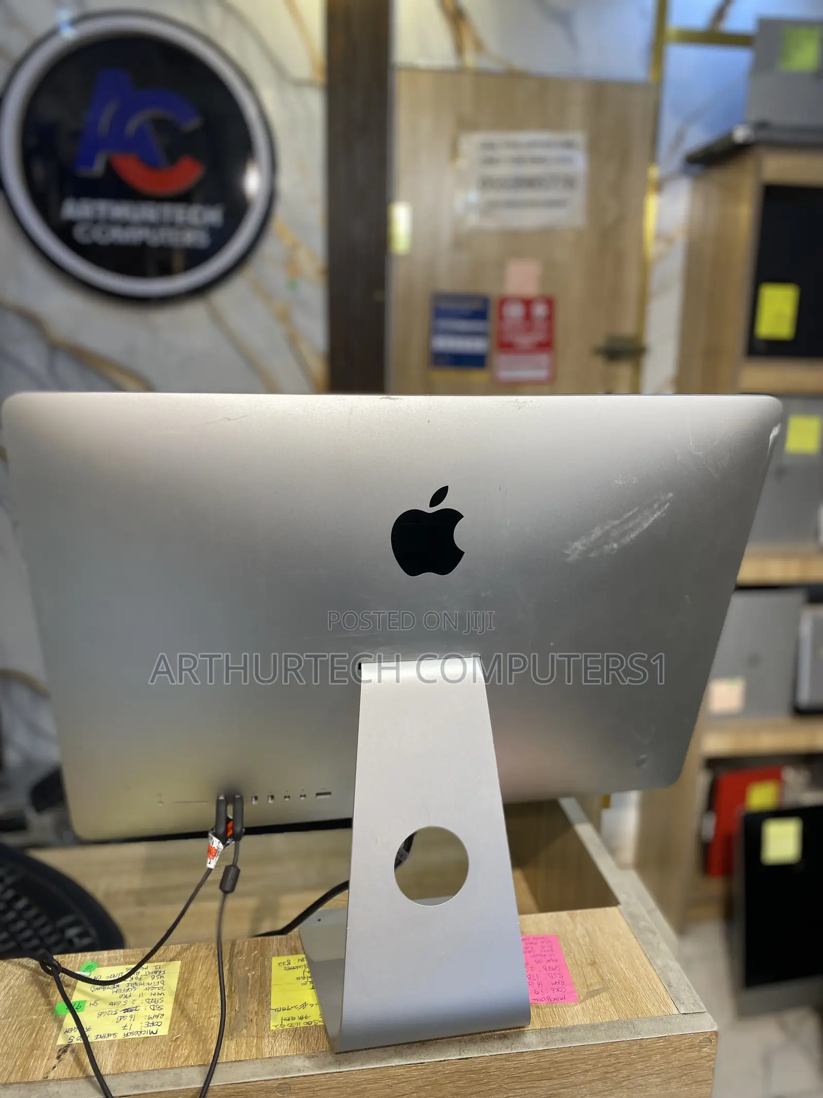 Desktop Computer Apple iMac 8GB Intel SSD 256GB