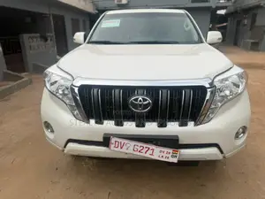 Toyota Land Cruiser Prado 4.0 Petrol TX 2017 White