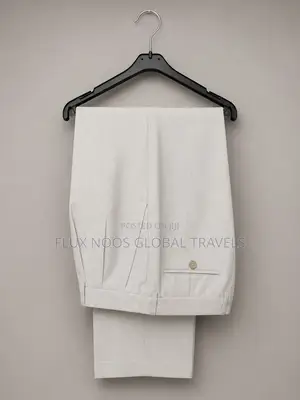 Men's Light Cream 2-Piece Suit – Size 44 (XL) – Waist 35