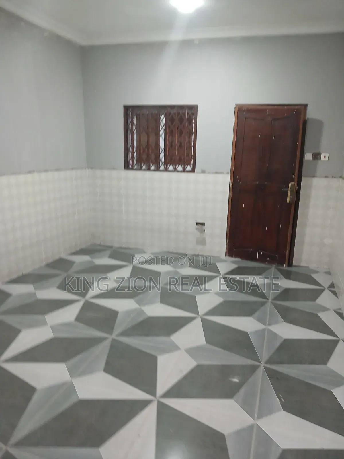 1bdrm Apartment in Kingzion Real, Last Stop for rent