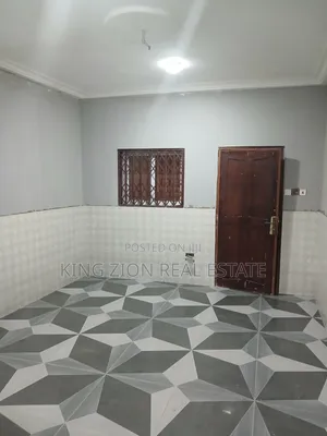 1bdrm Apartment in Kingzion Real, Last Stop for rent