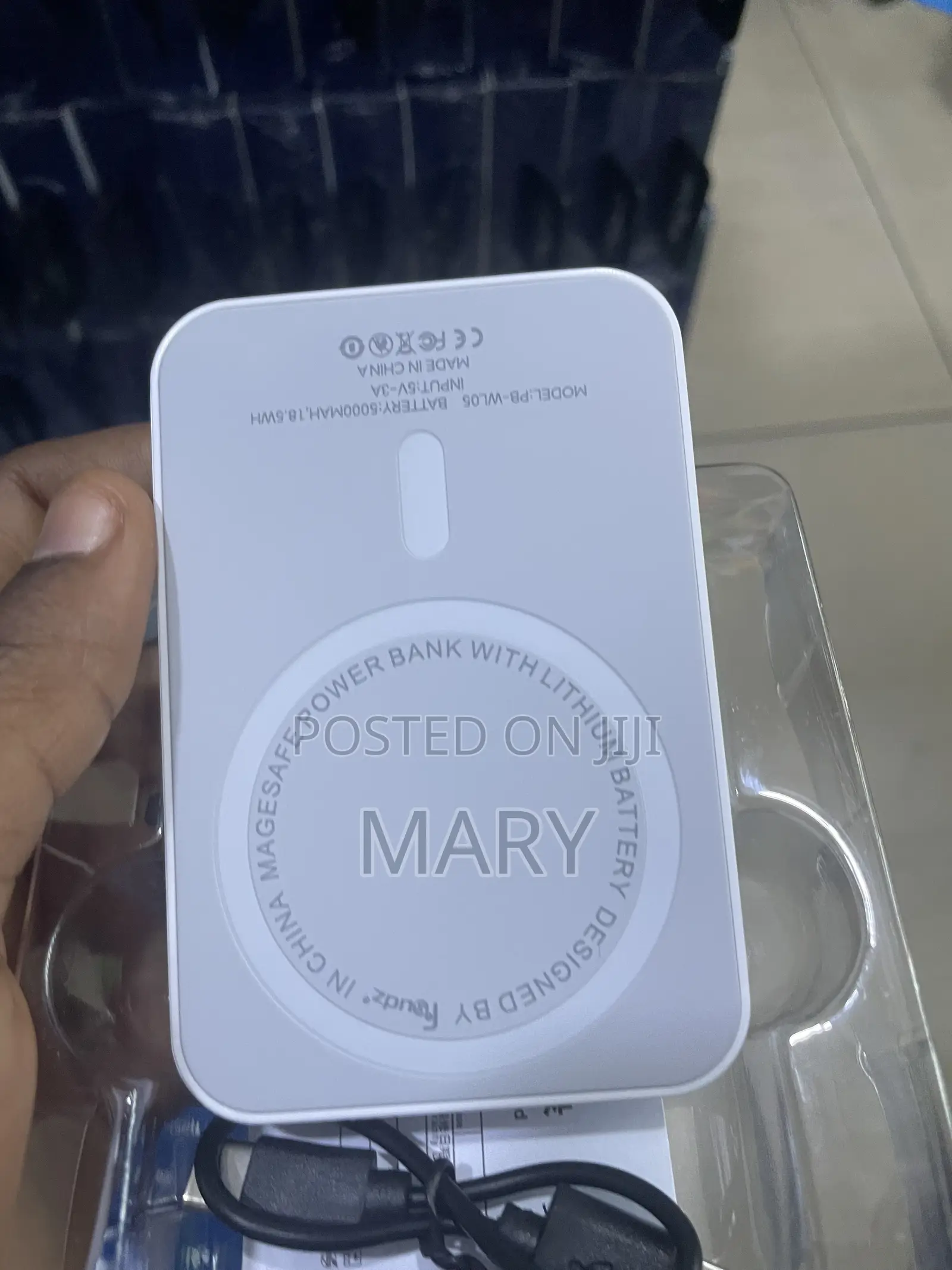 Wireless Power Bank