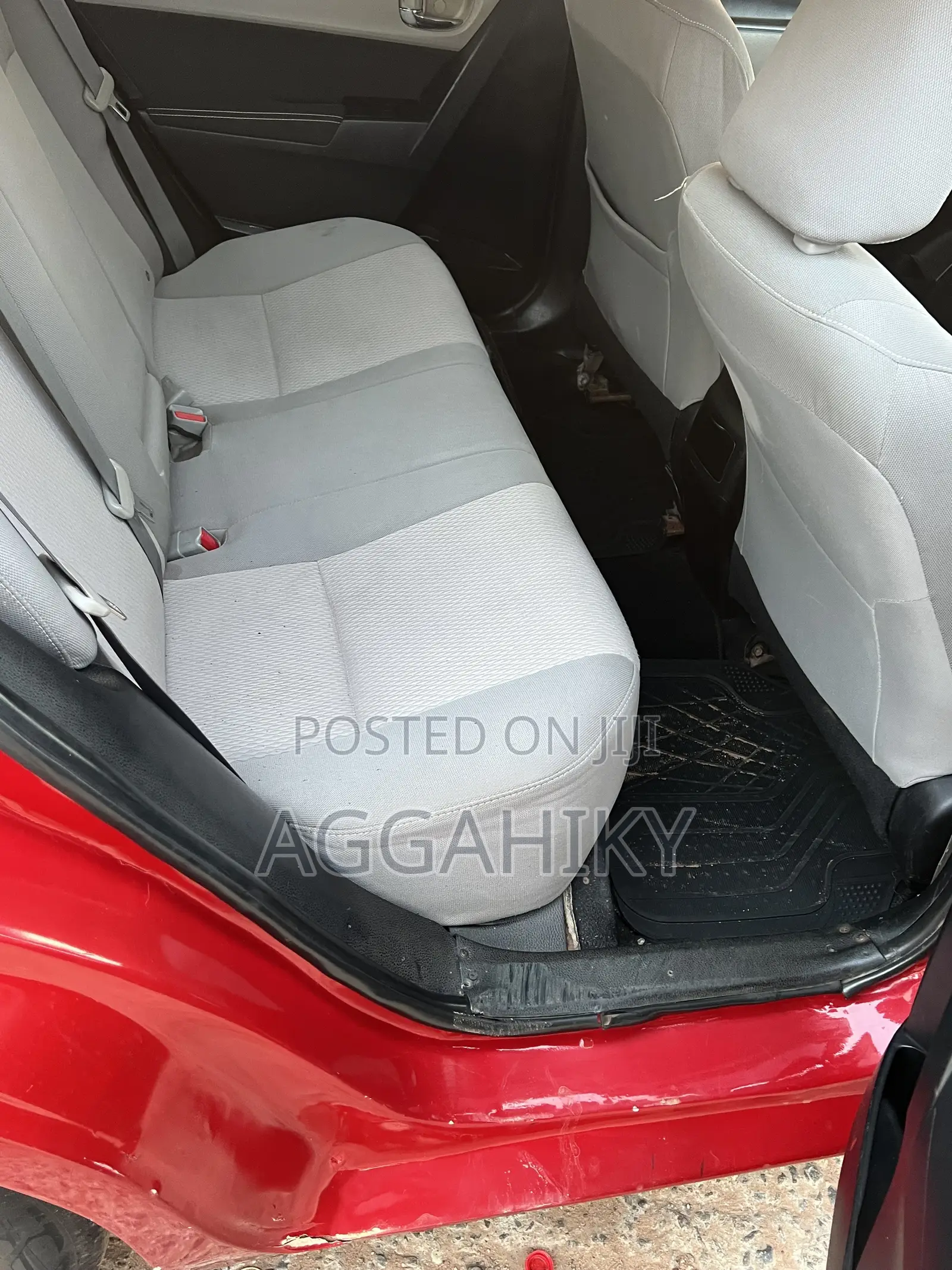 Toyota Corolla LE 4dr Sedan (1.8L 4cyl CVT) 2015 Red