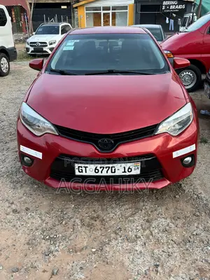 Toyota Corolla LE 4dr Sedan (1.8L 4cyl CVT) 2015 Red