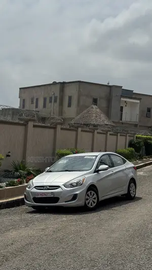 Hyundai Accent SE Sedan 2017 Silver