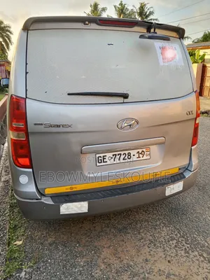 Hyundai H200 2012 Gray