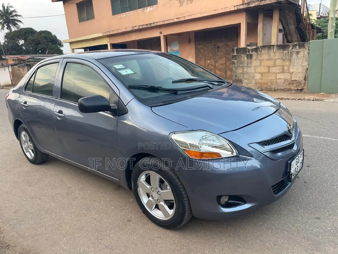 Toyota Yaris 2010 Blue