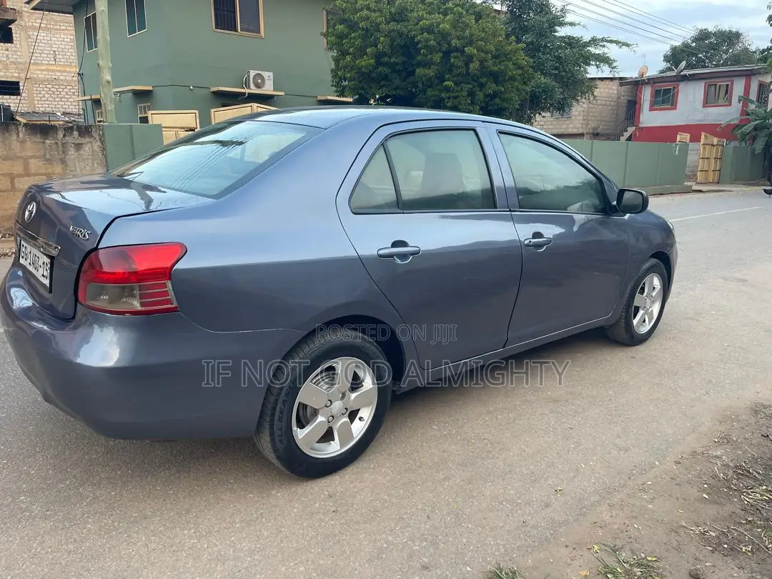 Toyota Yaris 2010 Blue