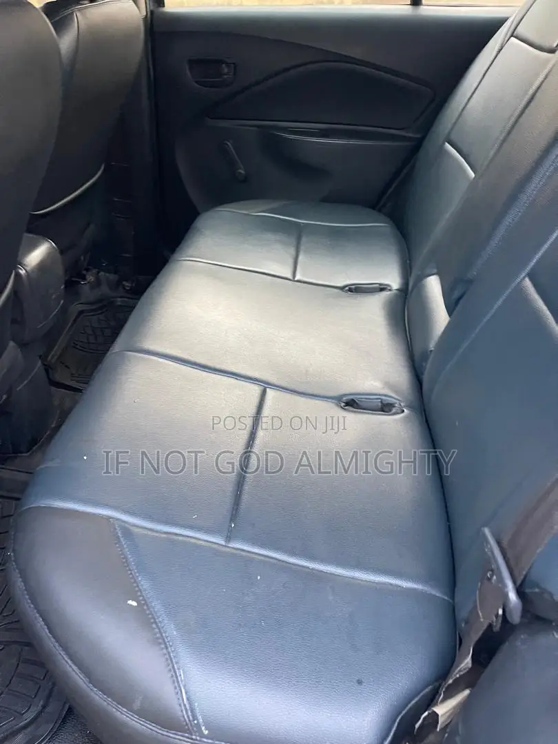Toyota Yaris 2010 Blue