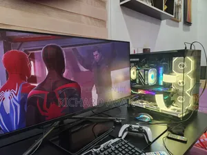 Desktop Computer Asus 32GB AMD Ryzen 9 SSHD+SSD 2T