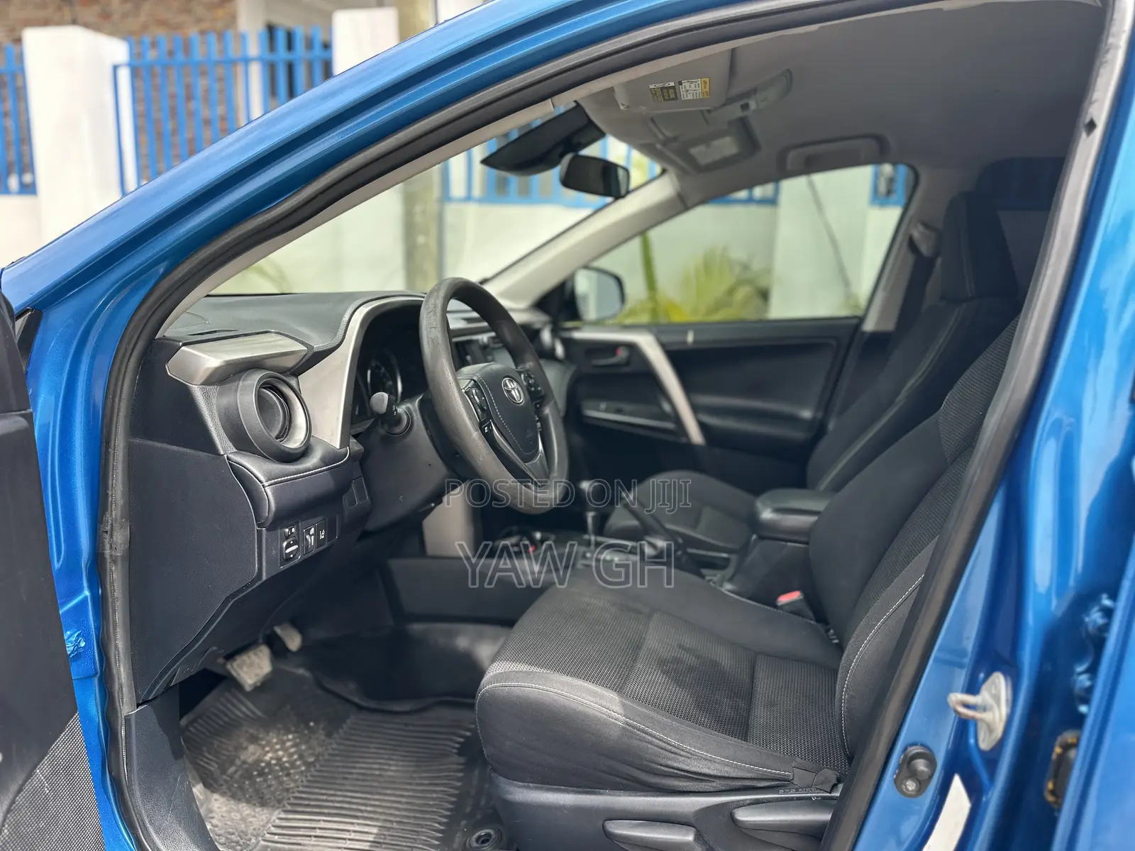 Toyota RAV4 SE 4dr SUV AWD (2.5L 4cyl 6A) 2018 Blue