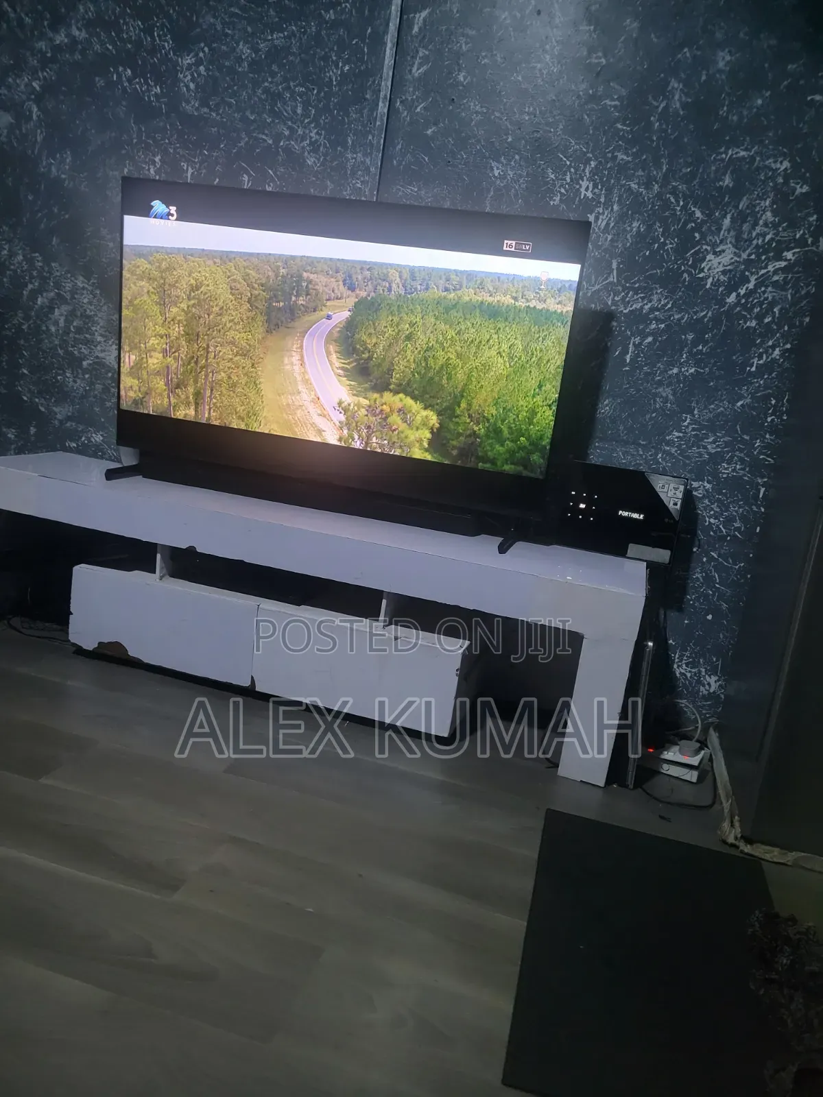 Alexua Still