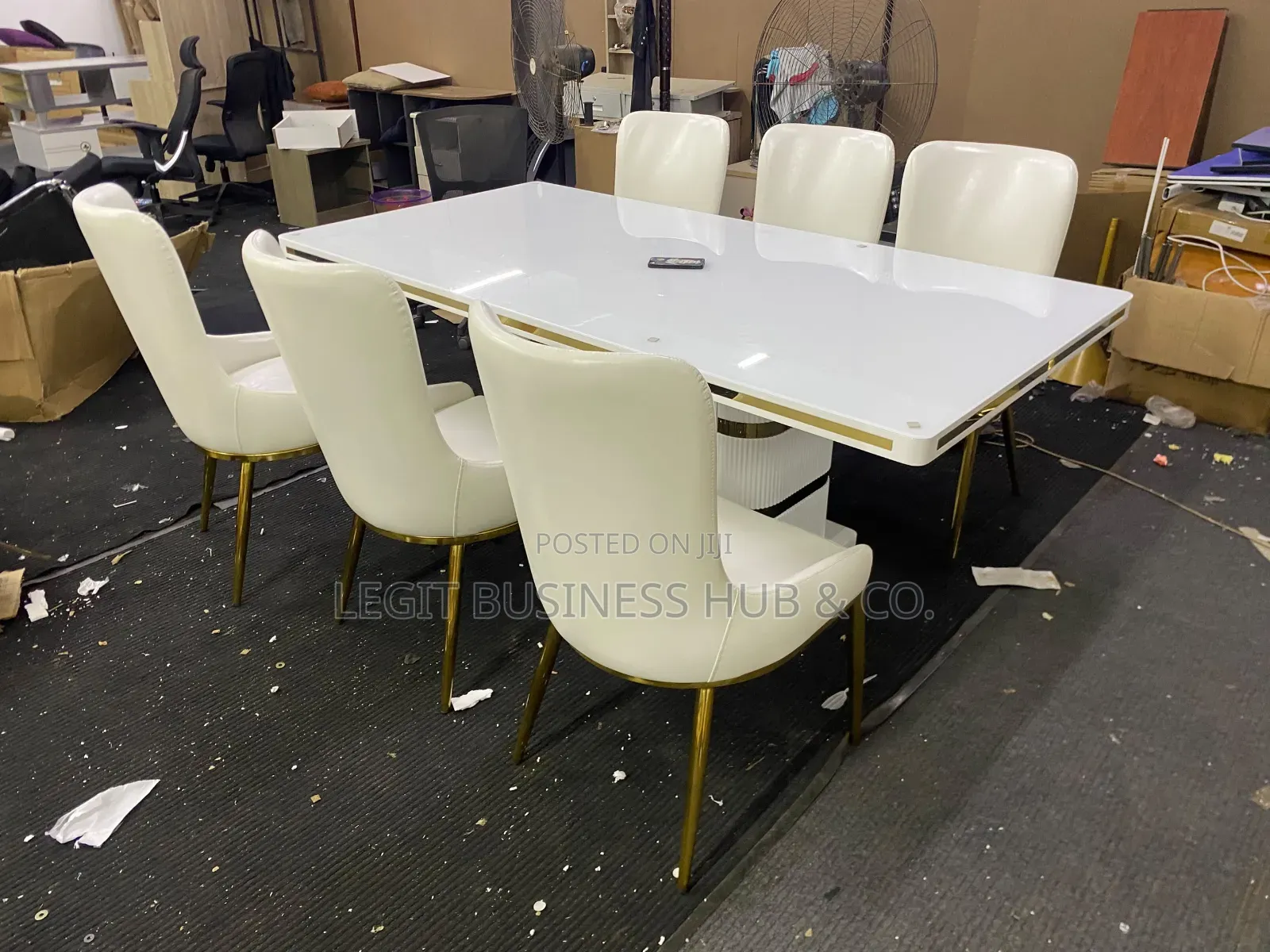 Latex Modern Dining Set