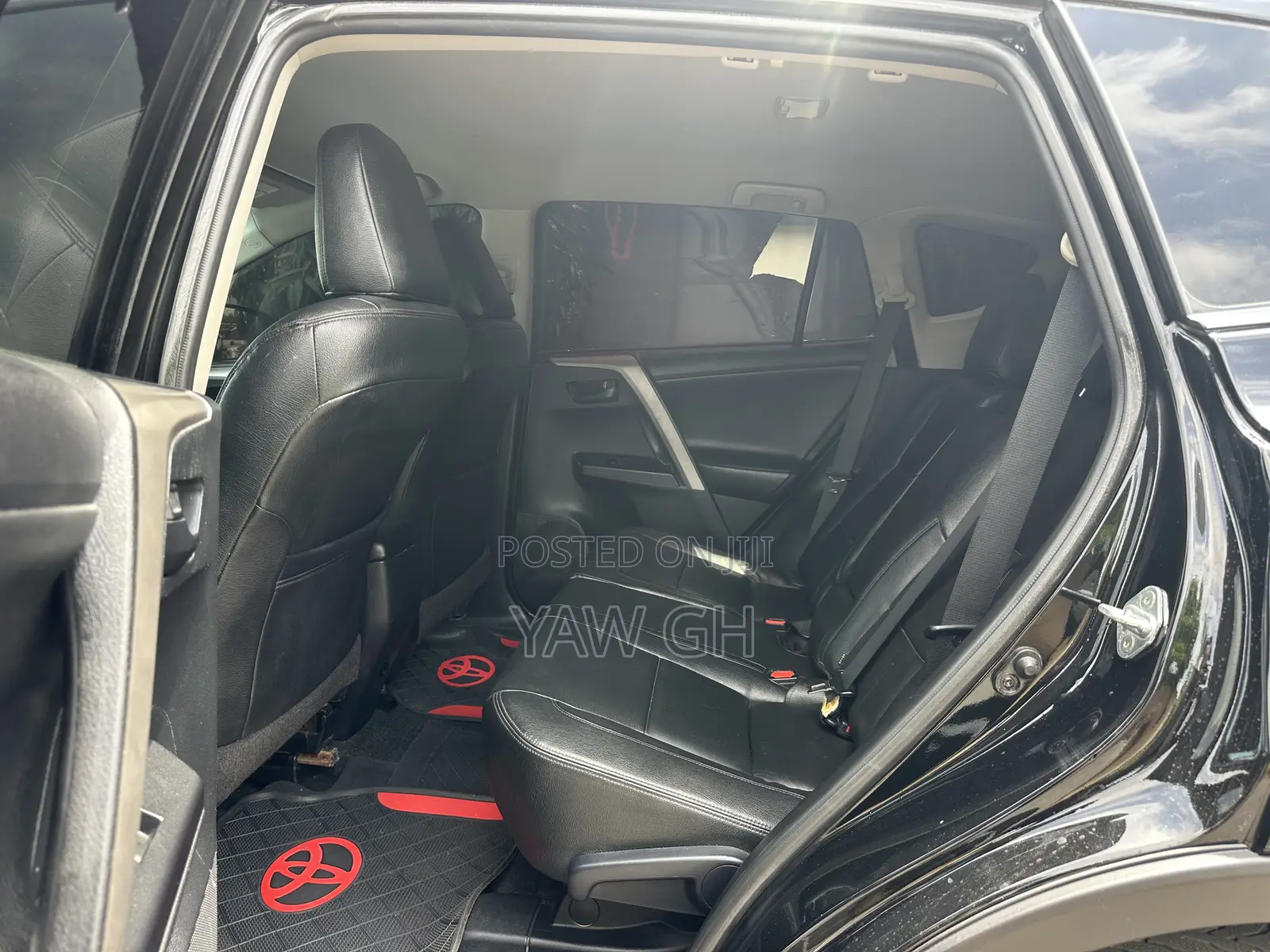 Toyota RAV4 LE AWD (2.5L 4cyl 6A) 2017 Black