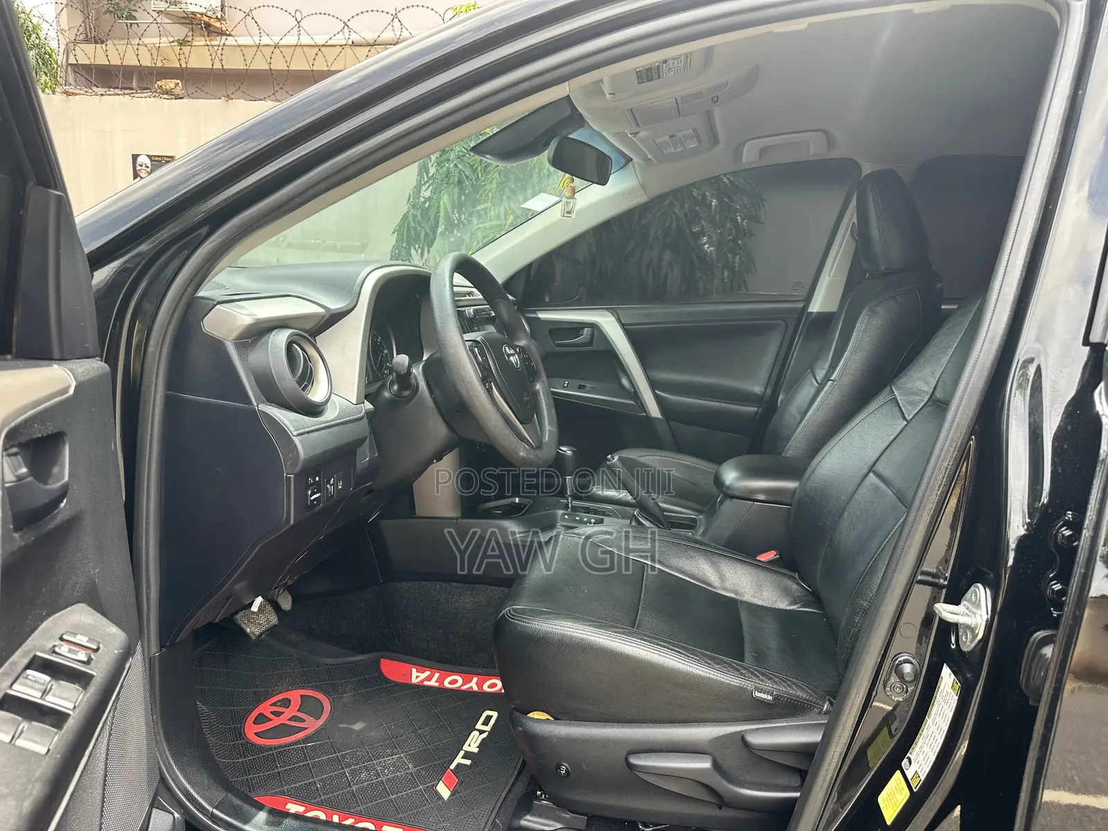 Toyota RAV4 LE AWD (2.5L 4cyl 6A) 2017 Black