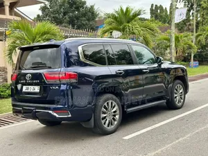 Toyota Land Cruiser 2024 Teal