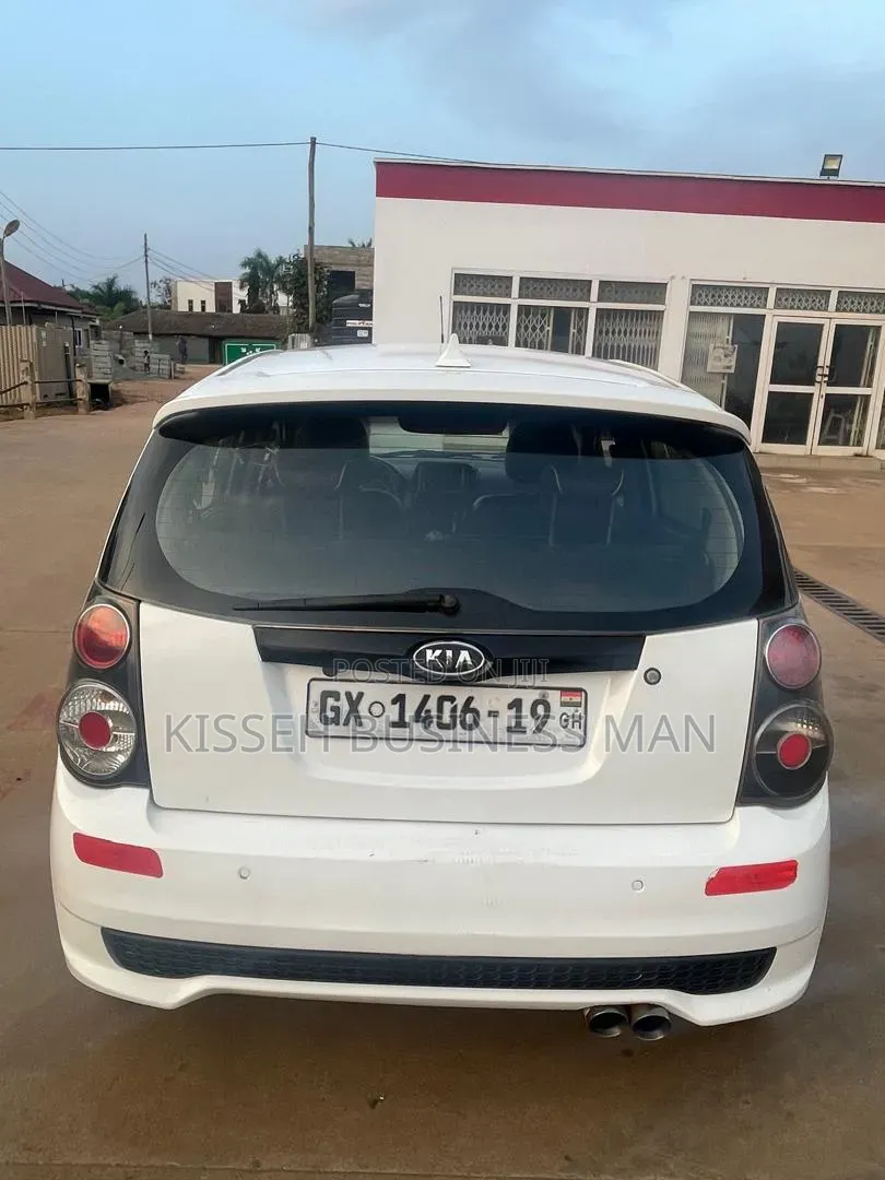 Kia Morning 2011 White