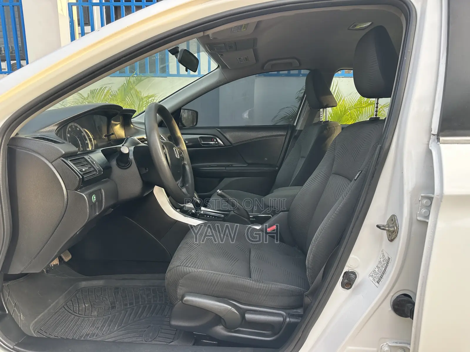 Honda Accord EX 4dr Sedan FWD (2.4L 4cyl 2A) 2017 White