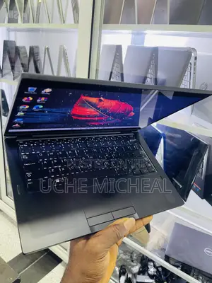 Laptop Dell Latitude 7390 2-in-1 16GB Intel Core i7 SSD 256GB