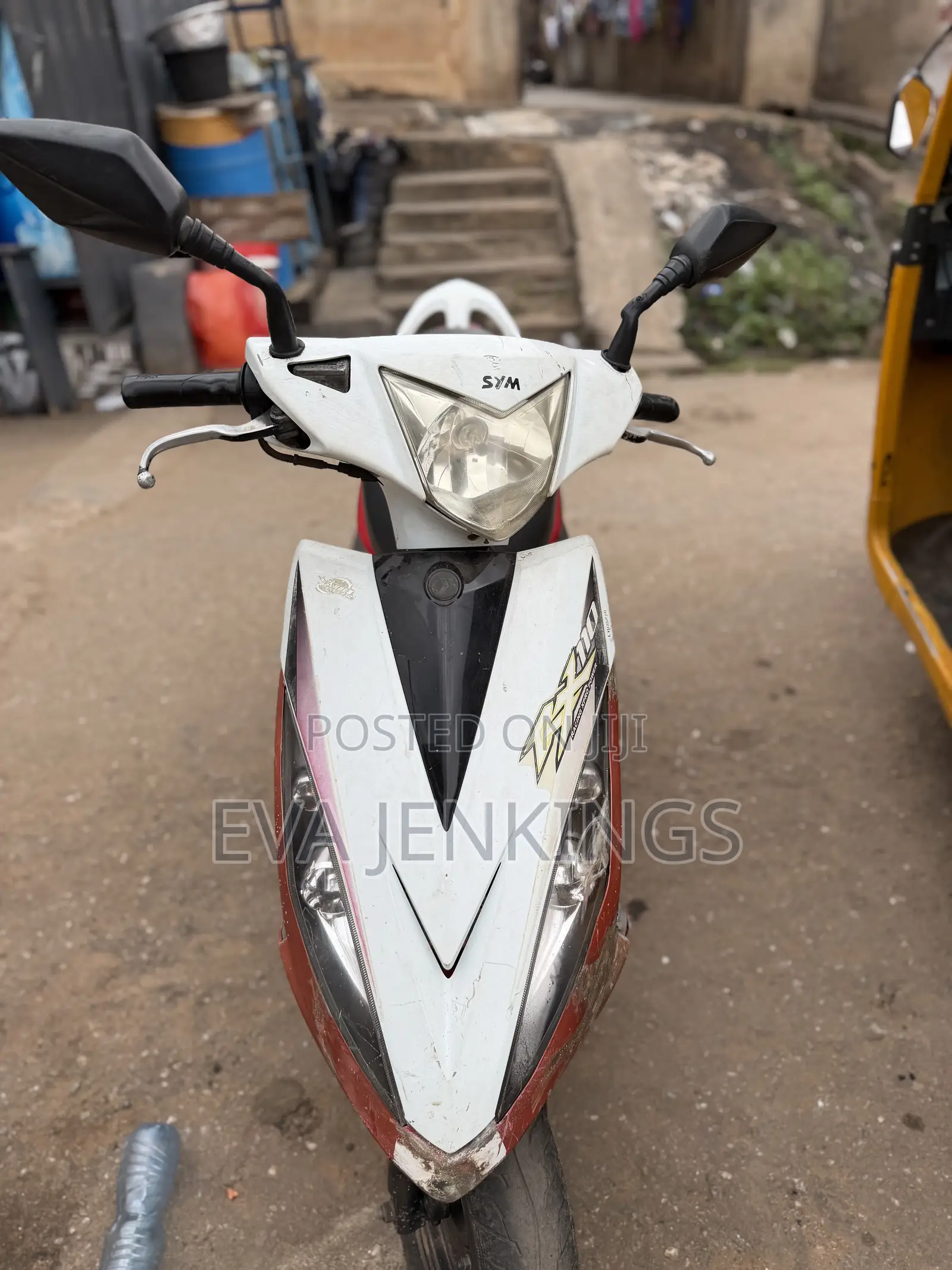 SYM Symnh 2012 Red