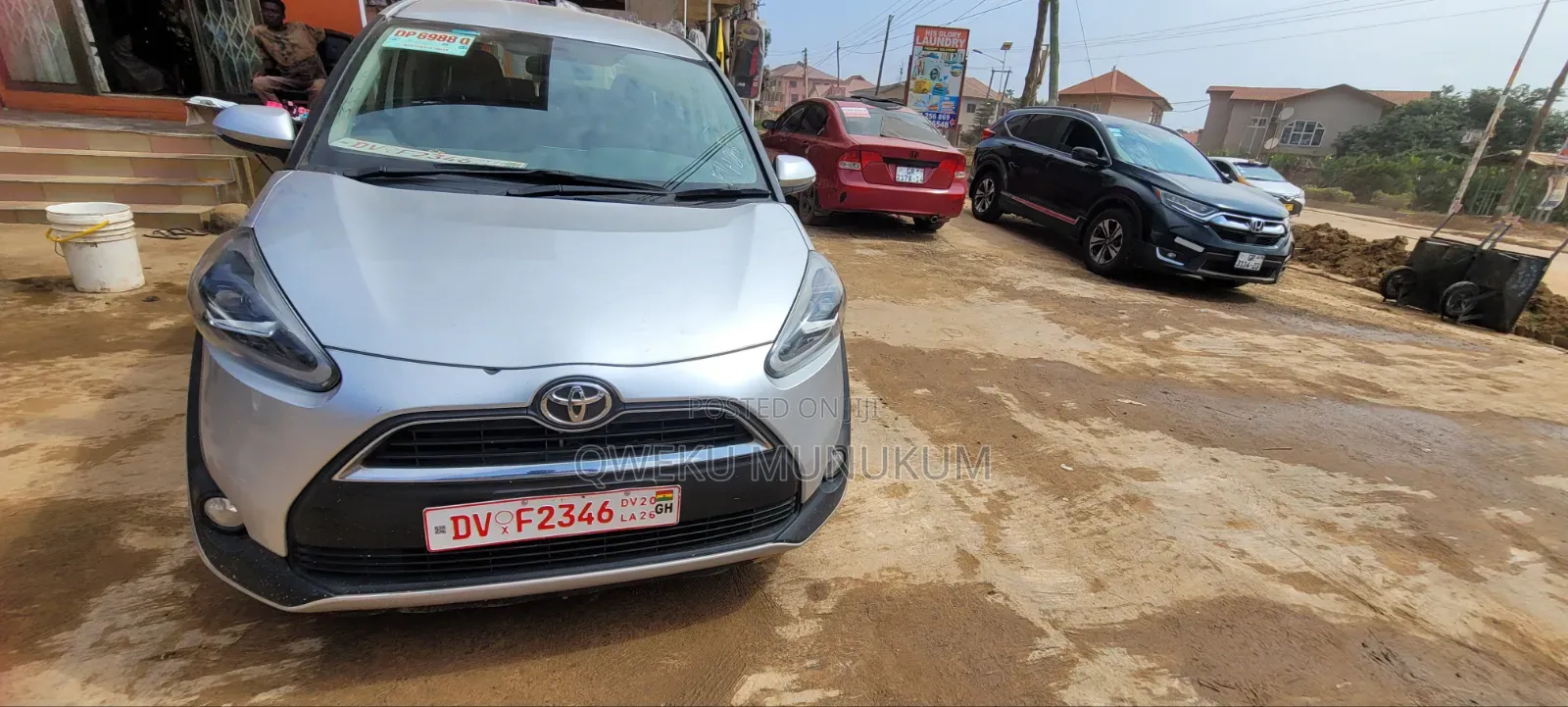 Toyota Sienta 2017 Silver