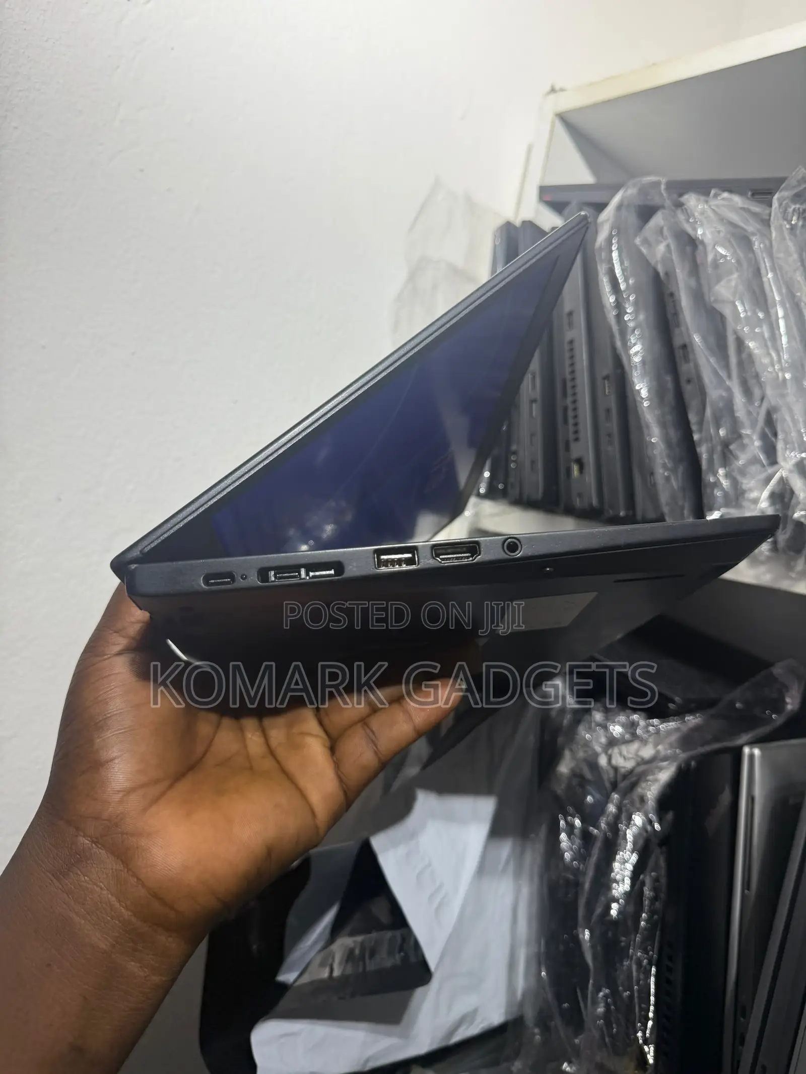New Laptop Lenovo ThinkPad t495s 8GB AMD Ryzen 5 SSD 256GB