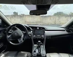 Honda Civic Touring 4dr Sedan (1.5L 4cyl) 2017 Gray