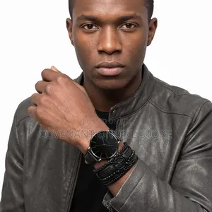 Men's Black Quartz Watch With Leather Strap Bracelet