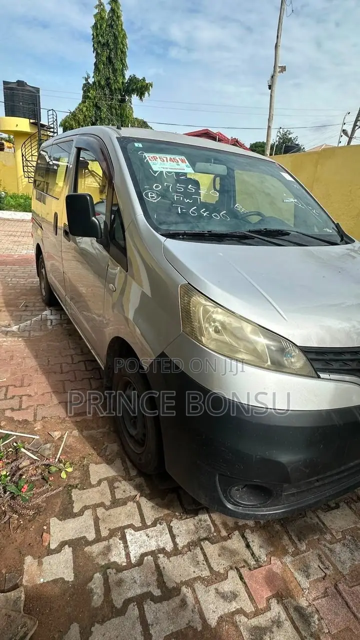Nissan NV200 2016 Silver