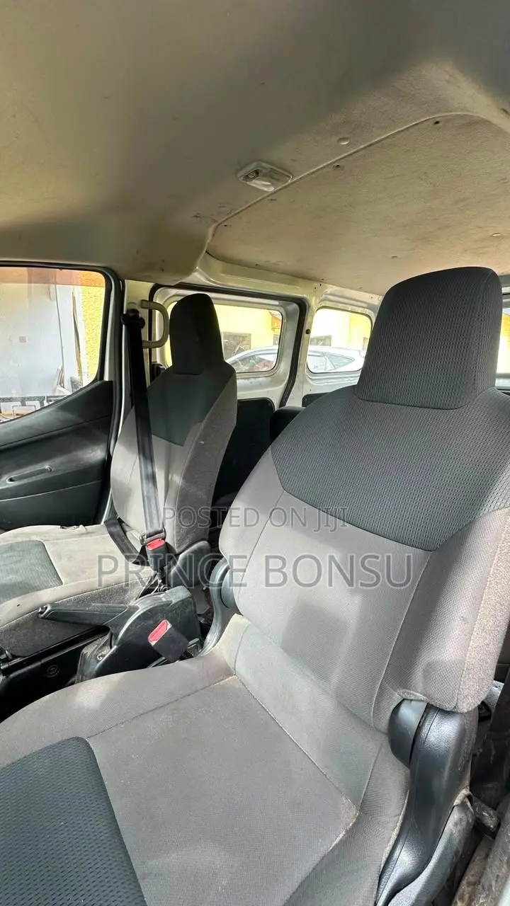 Nissan NV200 2016 Silver