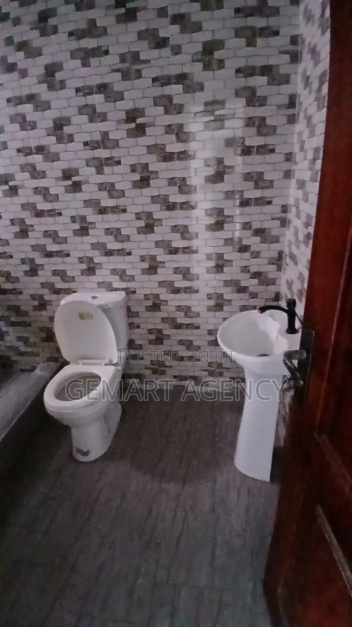 2bdrm Apartment in Taifa Bukina, Accra Metropolitan for rent