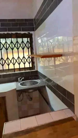 1bdrm Apartment in Atonsu Kuwait, Kumasi Metropolitan for rent