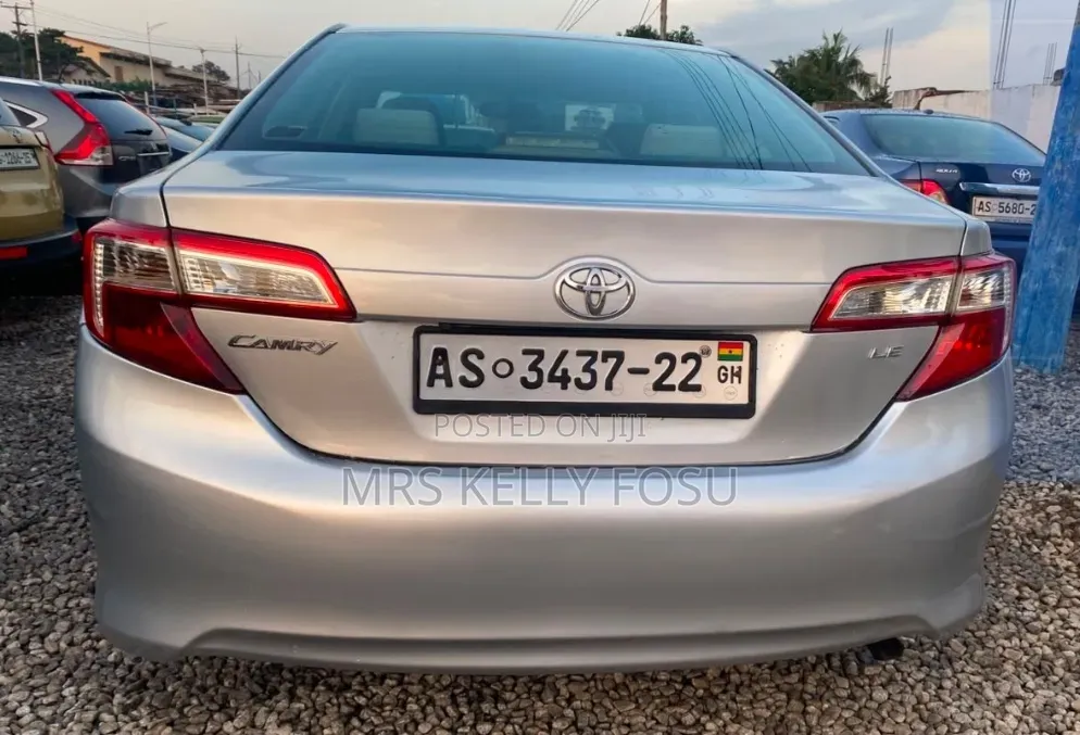 Toyota Camry 2014 Silver