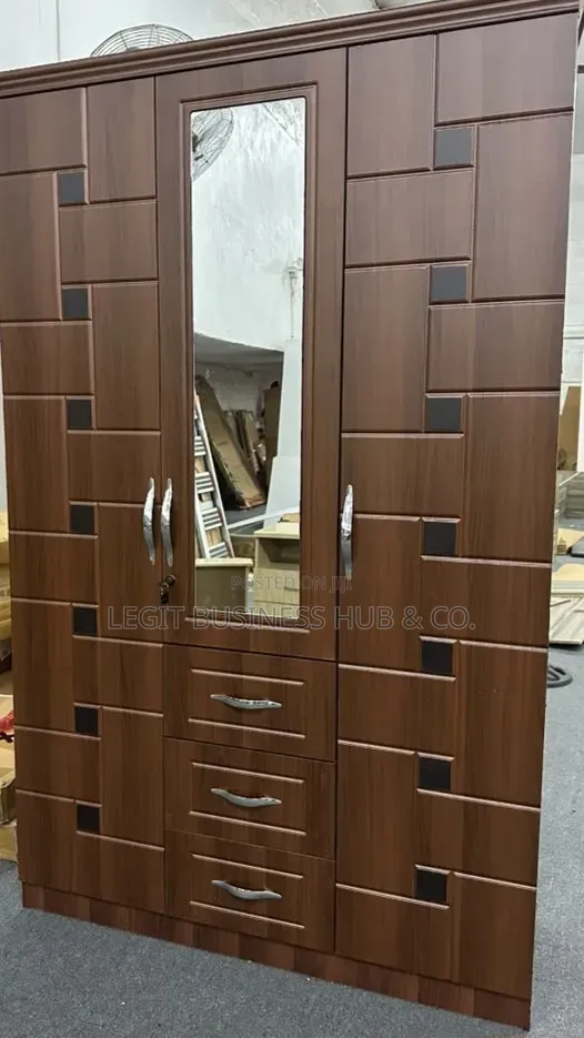 Newly Classic Brown Wardrobe