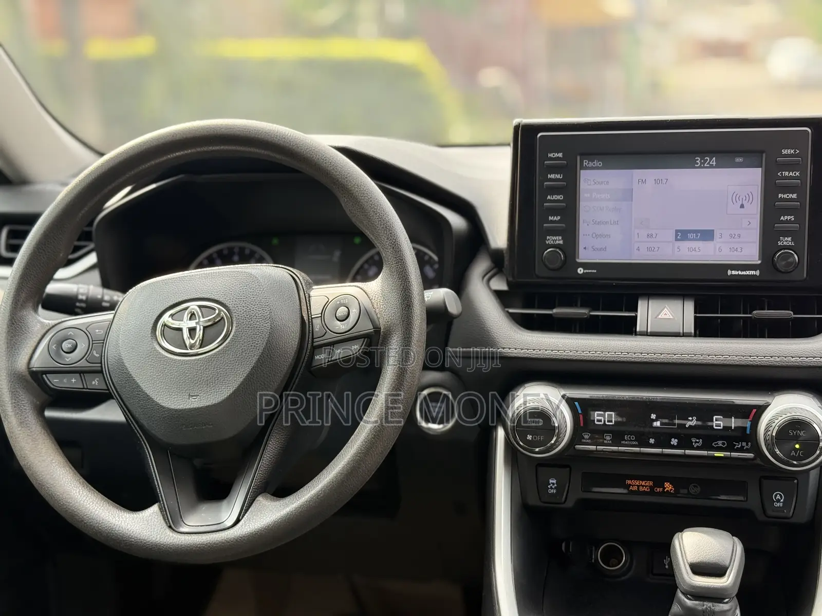 Toyota RAV4 2021 Blue