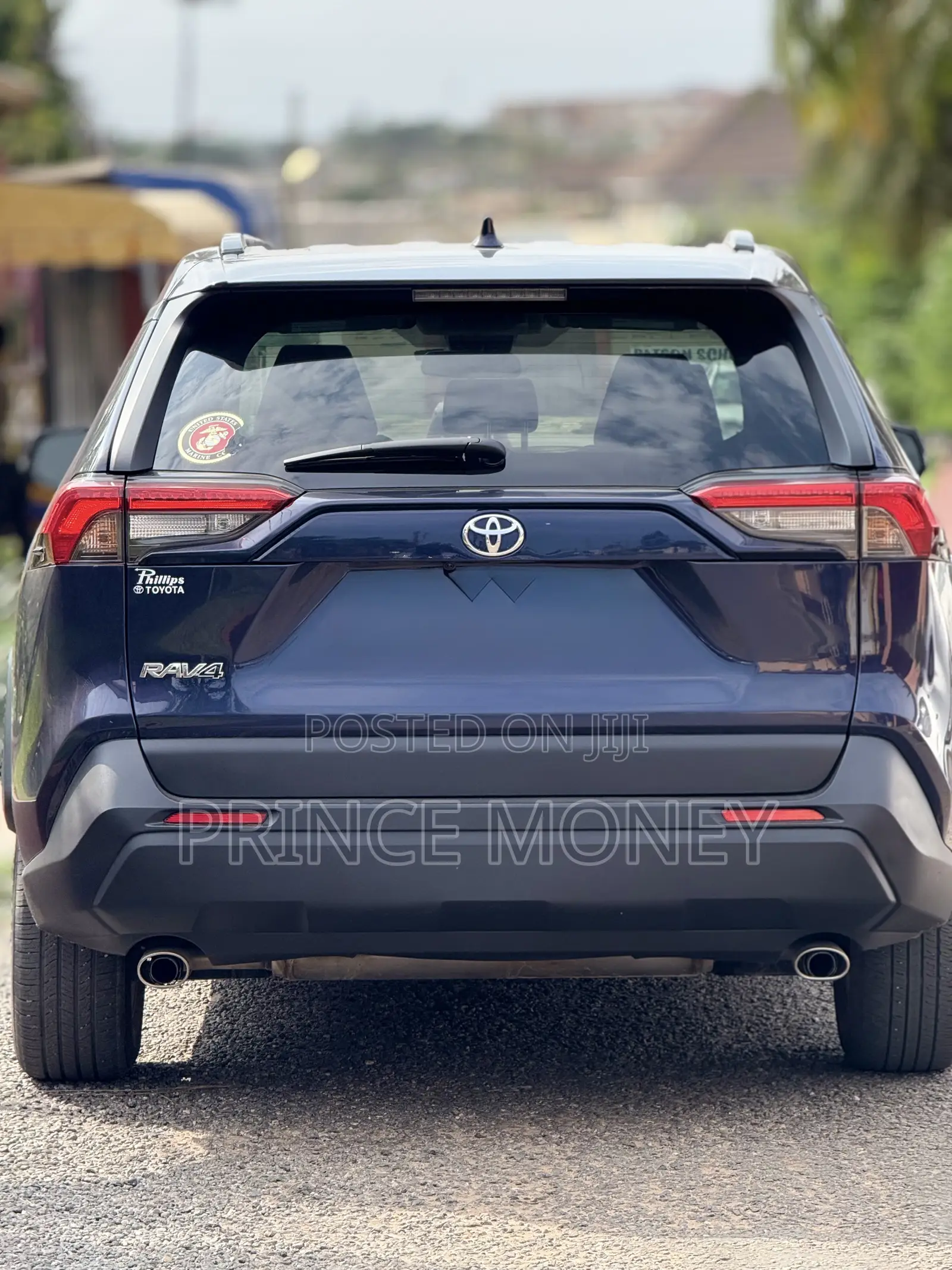 Toyota RAV4 2021 Blue