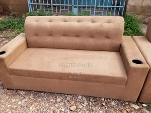 Nice 3 in 1 Sofa