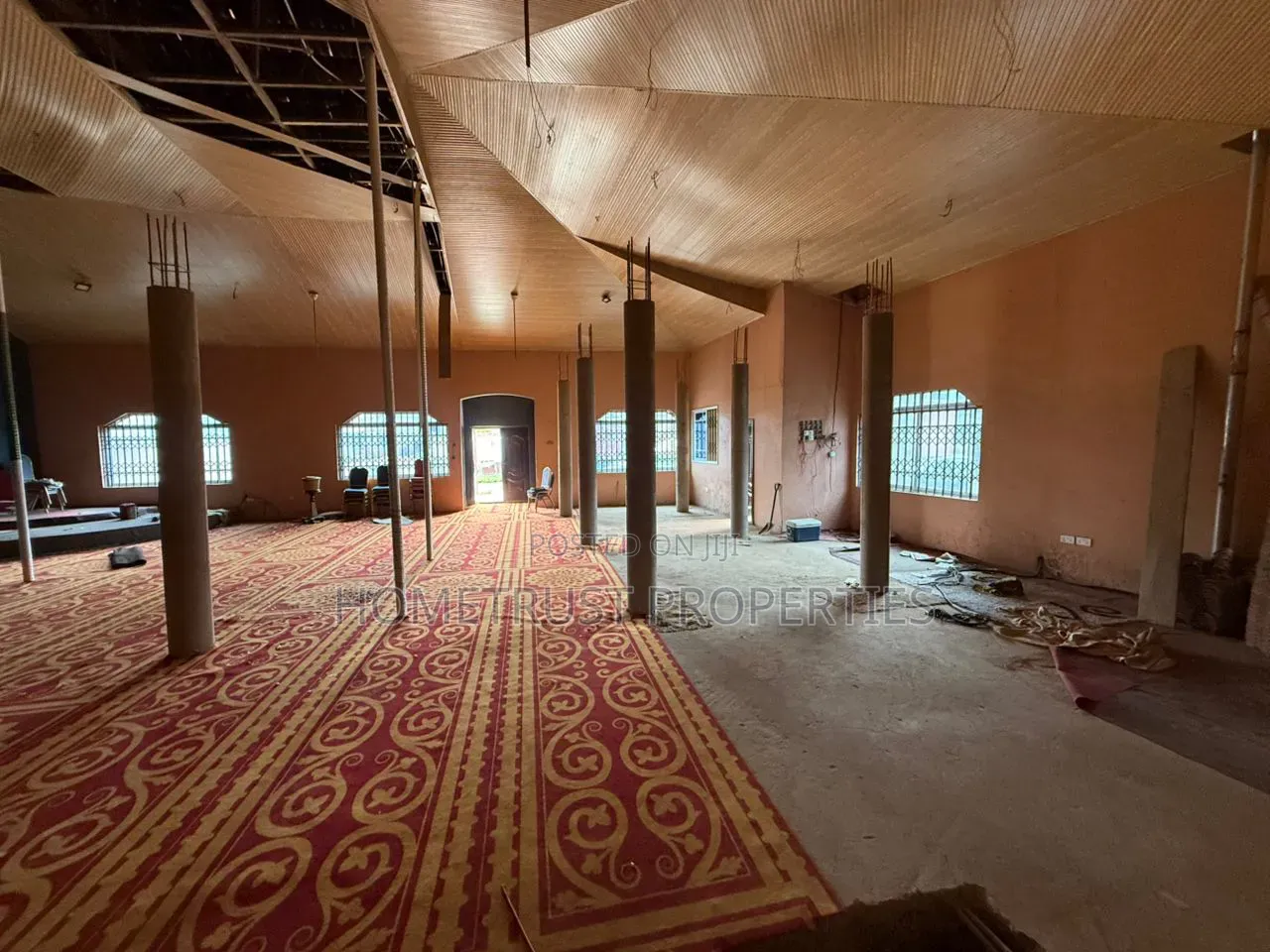 Church or Warehouse for Sale at Ablekuma Olebu