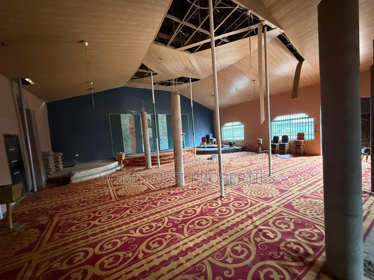 Church or Warehouse for Sale at Ablekuma Olebu
