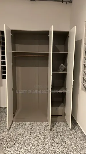 Strong Wardrobe 3 Doors