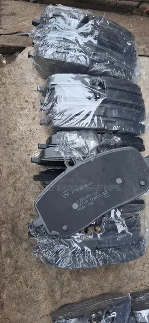 Front Brake Pads Fits Mercedes-Benz 167 GLE