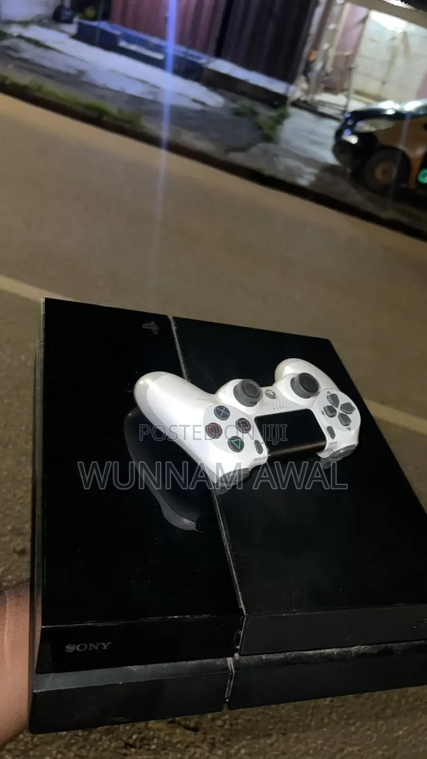 Playstation 4 Standard Edition