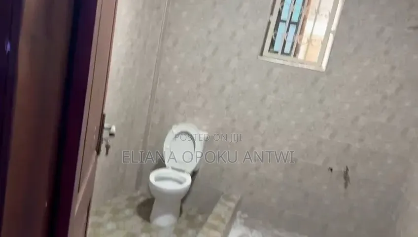 2bdrm Apartment in Atonsu Aprabo, Kumasi Metropolitan for rent