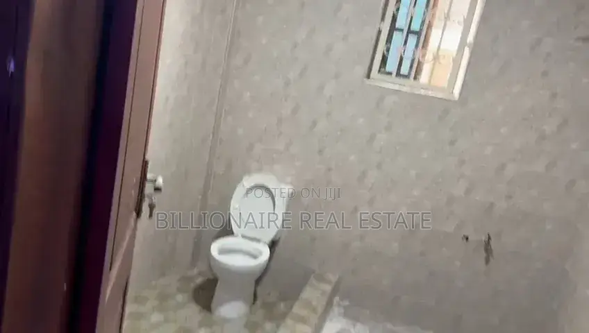 2bdrm Apartment in Atonsu Aprabo, Kumasi Metropolitan for rent