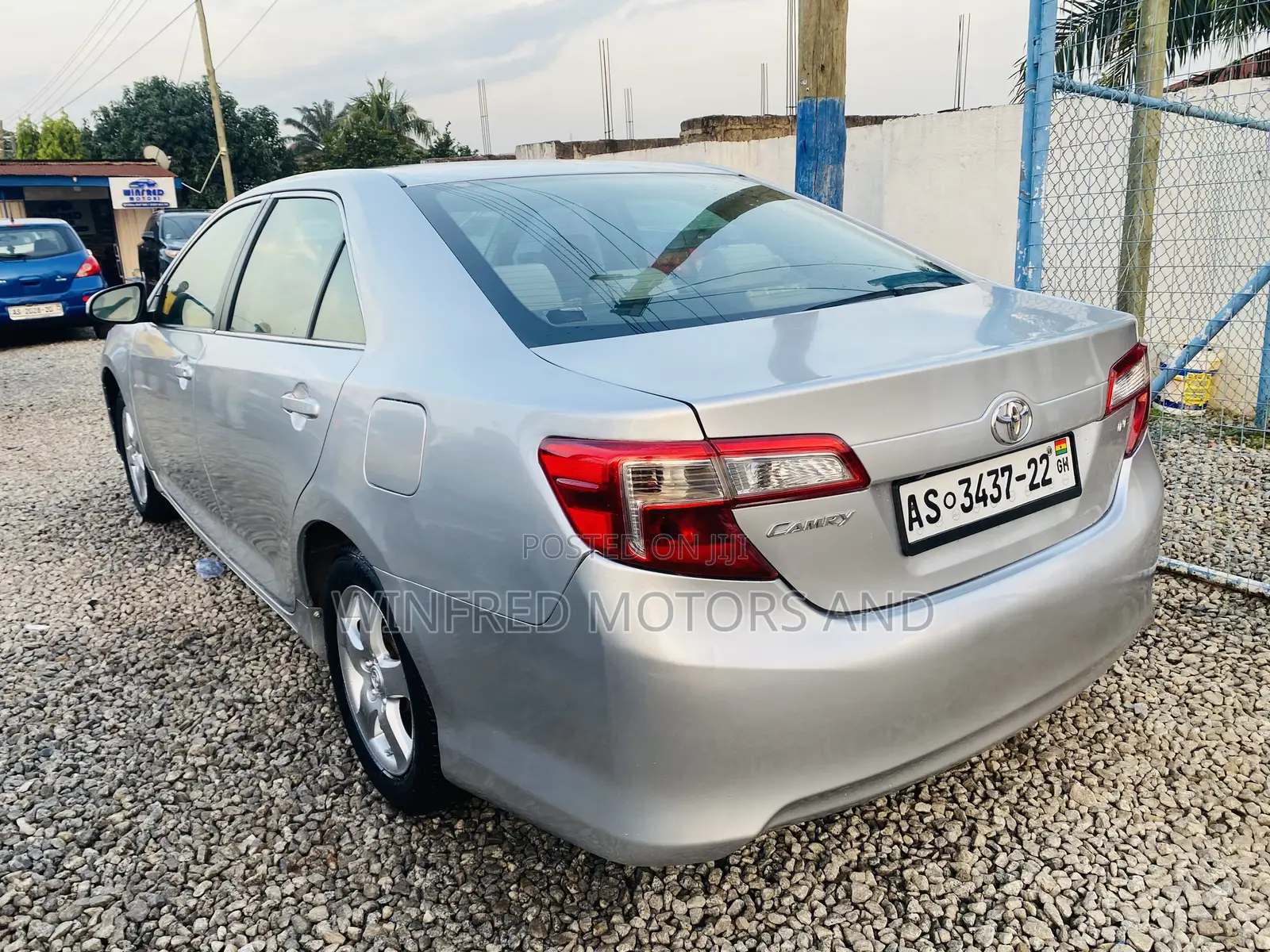 Toyota Camry L 4dr Sedan (2.5L 4cyl 6A) 2014 Silver