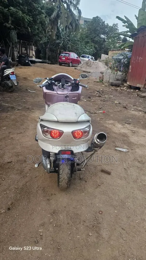 Honda Forza 2010 White