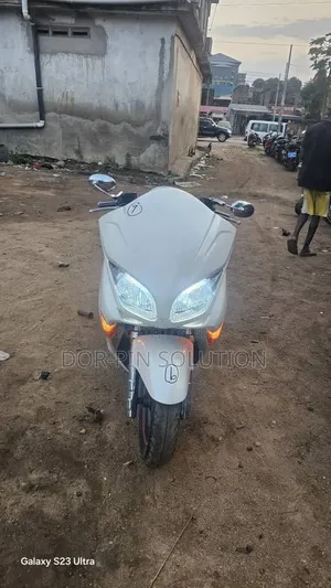Honda Forza 2010 White